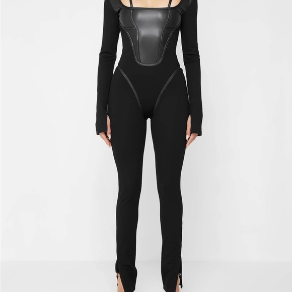 Manier Devour jumpsuit!! Must have worn once - Picture 3 of 4